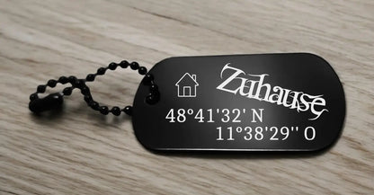 Schlüsselanhänger Zuhause mit Koordinaten