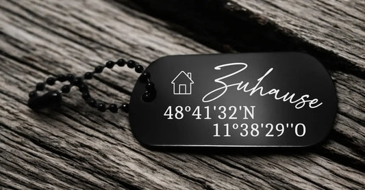 Schlüsselanhänger Zuhause mit Koordinaten