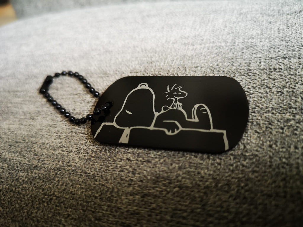 Schlüsselanhänger Pink / Schwarz Snoopy Woodstock personalisierbar Wunschtext