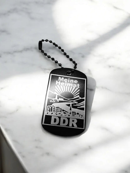 DDR Schlüsselanhänger Heimat Trabi Trabant Rennpappe