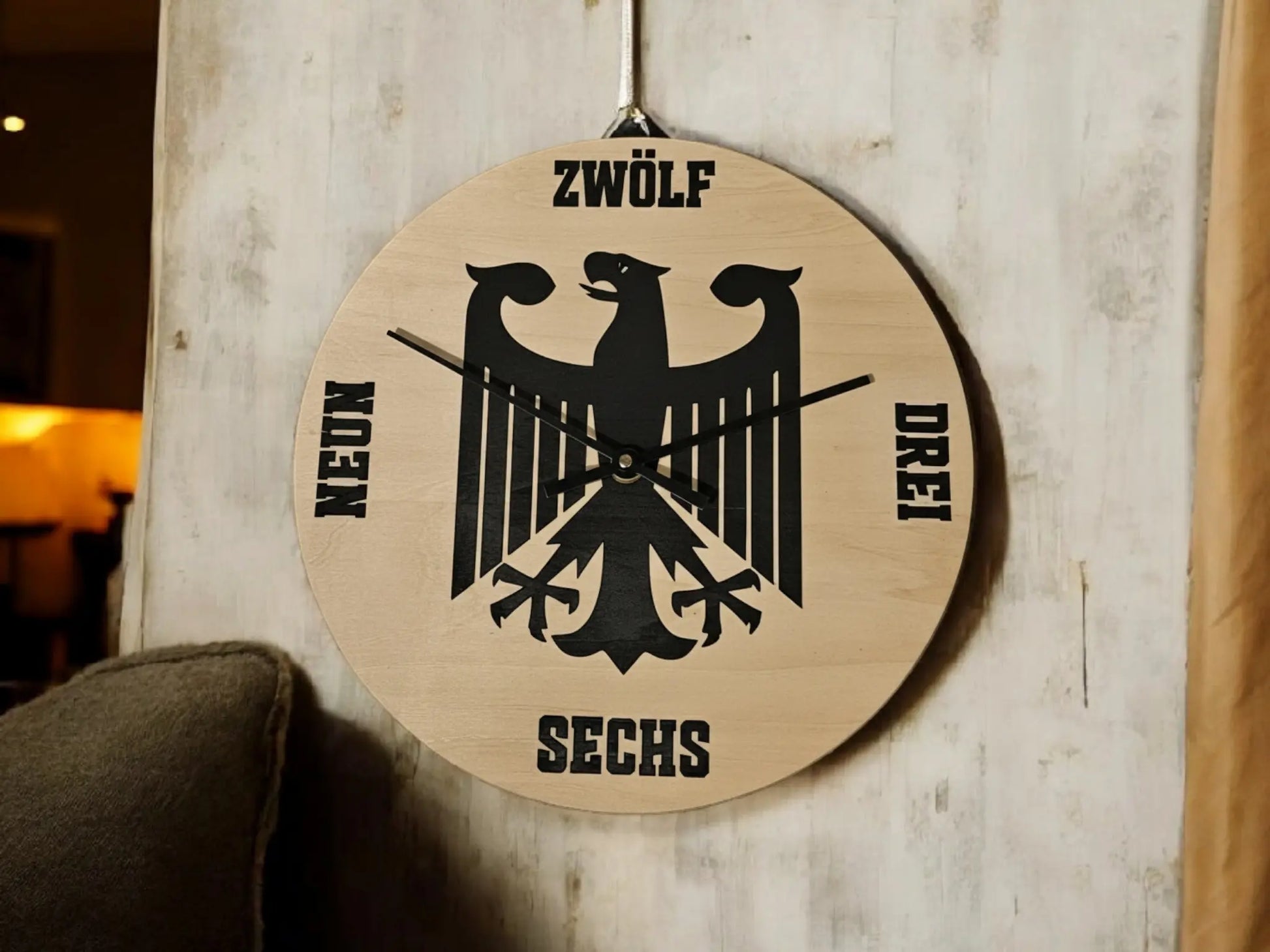 Wanduhr im Deutschland Design, Bundesadler Holz Mein Shop