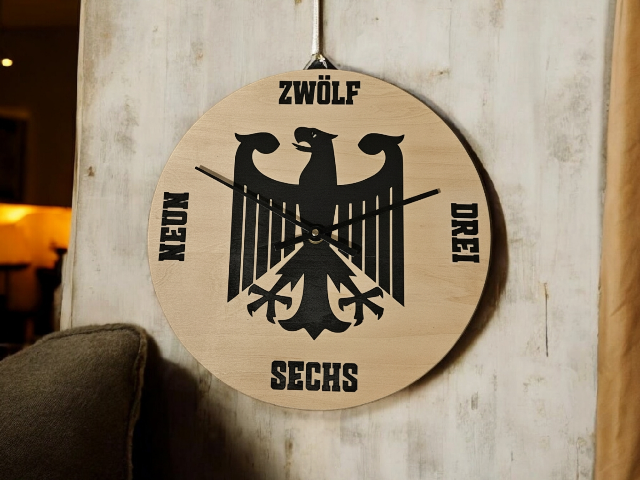 Wanduhr im Deutschland Design, Bundesadler Holz
