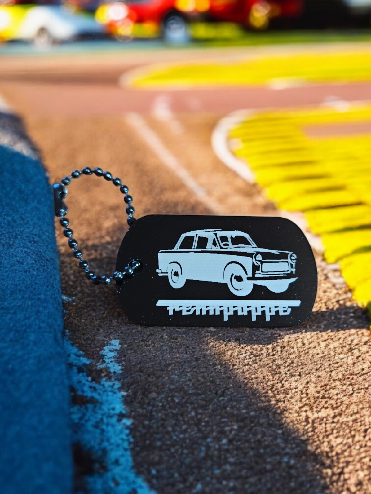 Trabi Schlüsselanhänger Trabant 601 Trabi Rennpappe DDR Trabbi 2 Motive zur Auswahl