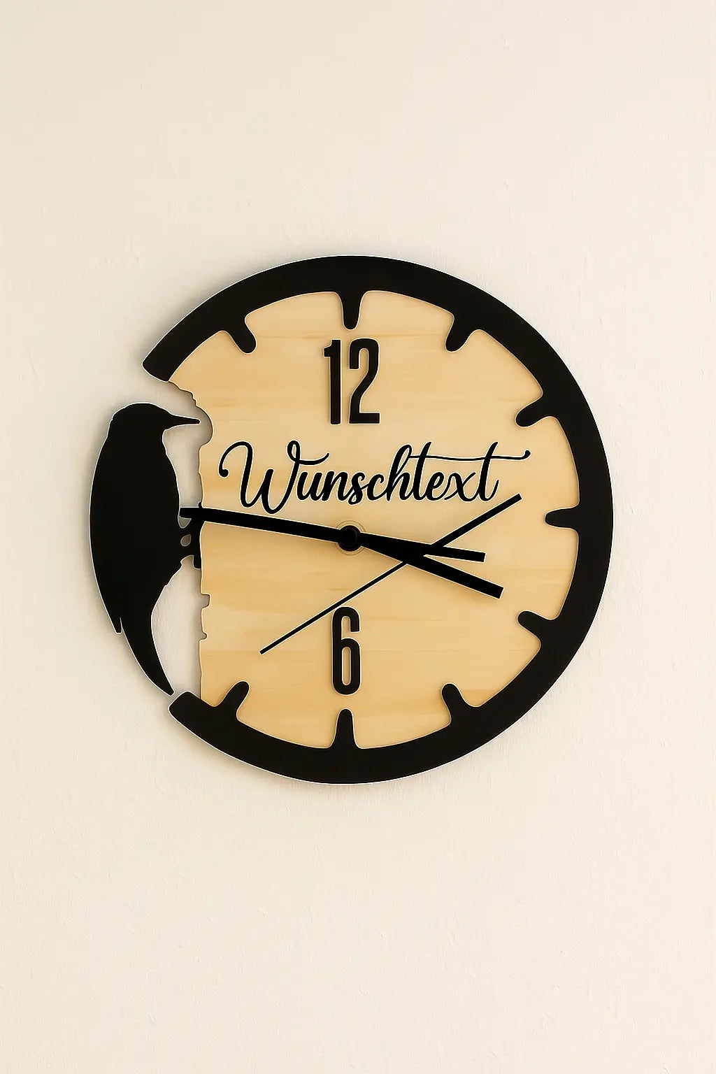 Wanduhr "Woodpecker" mit 3D Effekt und LED Hintergrundbeleuchtung Mein Shop